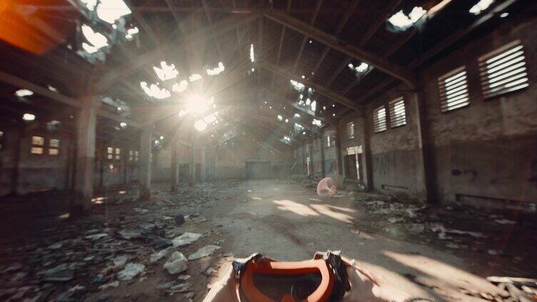 拿掉VR眼镜回到现实