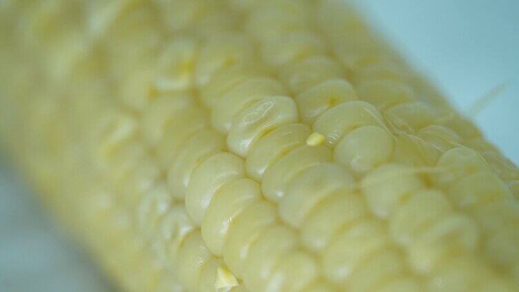 玉米特写旋转微距熟玉米水果玉米