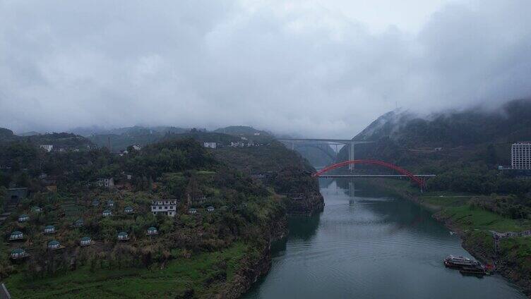 4K湘西芙蓉镇河流大桥基建航拍