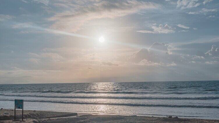 日出唯美小清新海平面光芒延时