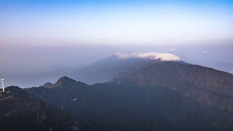 8K湖北咸宁九宫山风车云海高山壮丽风光延