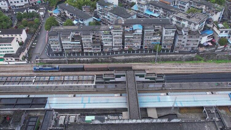 4K湖南吉首市吉首火车站航拍视频
