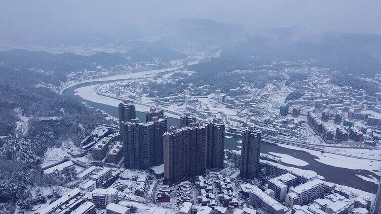 大雪之后的小县城银装素裹航拍素材