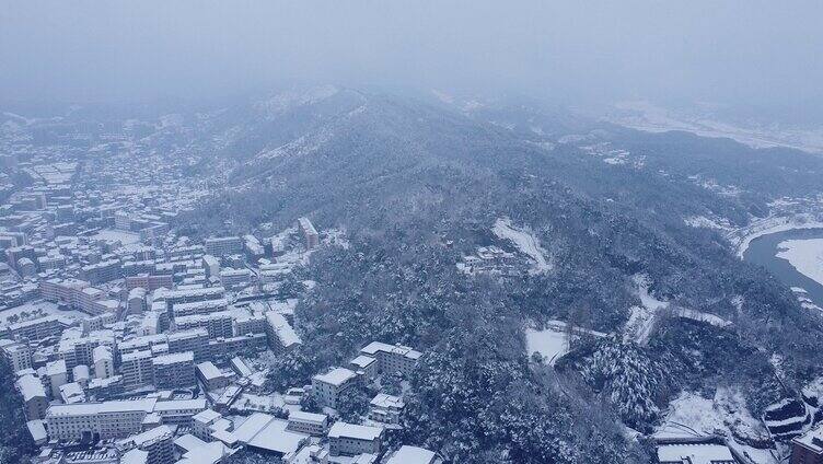 大雪之后的小县城银装素裹航拍素材