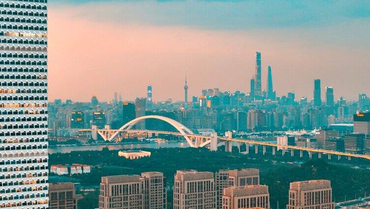 上海前滩太古里徐汇西岸卢浦大桥落日晚霞