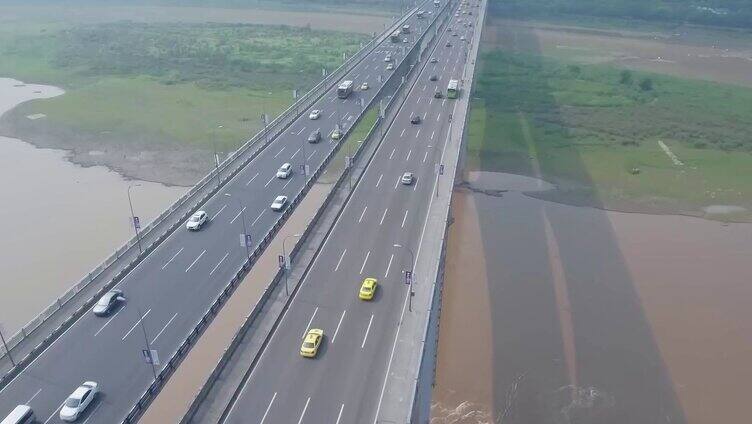 中国长江水运交通游轮运输桥梁车流