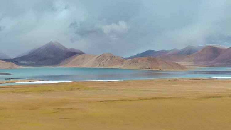 西藏湖泊实拍