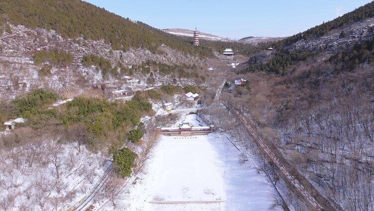 枣庄青檀寺初雪航拍