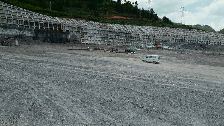 泥石流挡土墙建设控制山体滑坡预防自然灾害