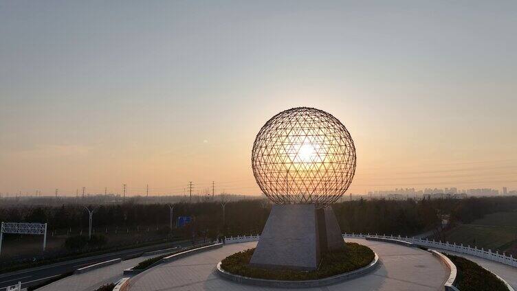 航拍大圆球托起辉煌城市地标