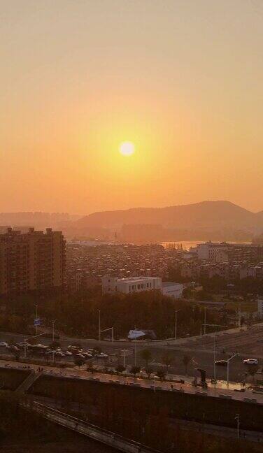 后湖艺术园-天马学生公寓夕阳航拍