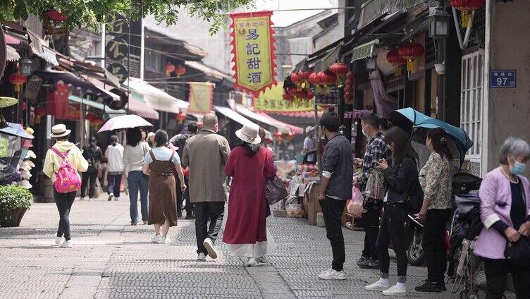 古街巷子的市井气息