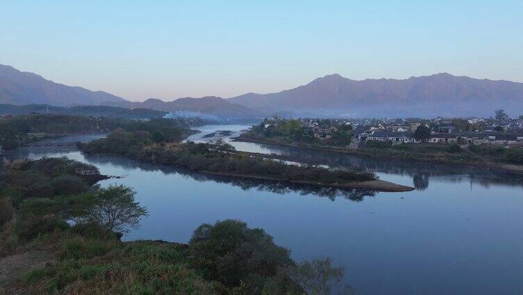 航拍安徽宣城泾县桃花潭风景区老街村庄