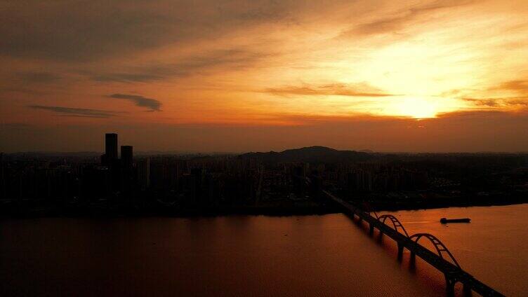 唯美长沙湘江夕阳福元路大桥晚霞