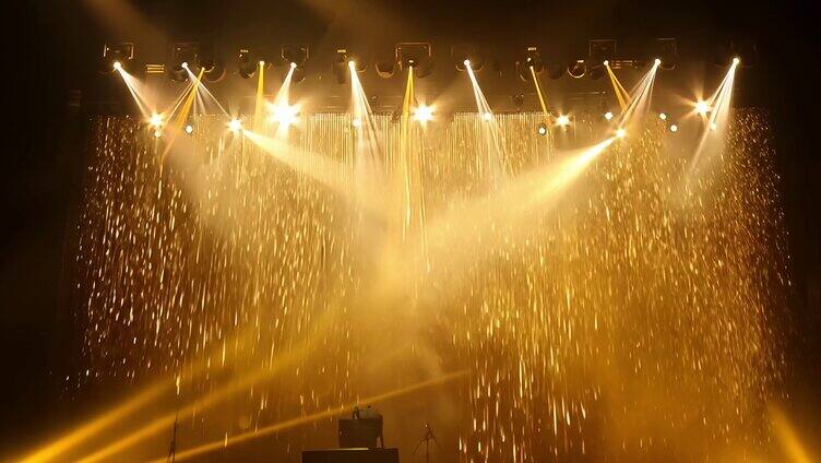 金色光线明亮的舞台背景
