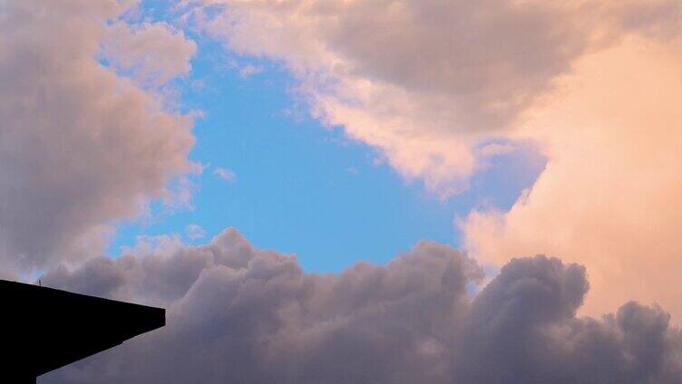 黄昏 晚霞 多云 云朵 天空 高空 积雨