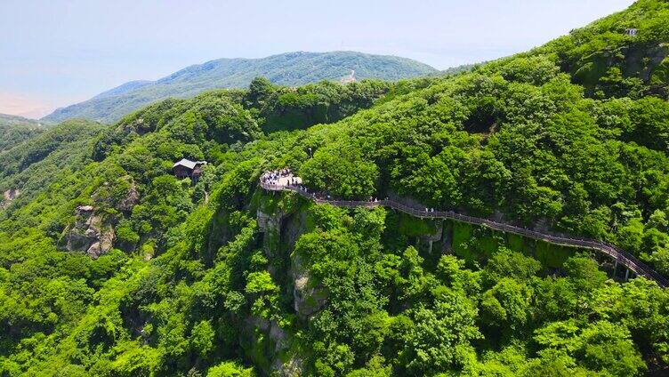 4K海上云台山航拍山顶栈道合集