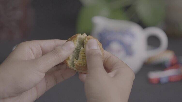 传统中式糕点绿豆月饼4K素材