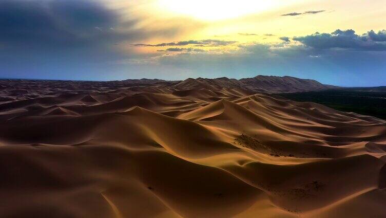 沙漠阳光普照太阳照射在沙漠上