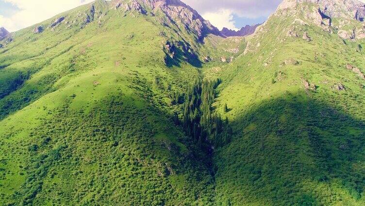 航拍大山深处