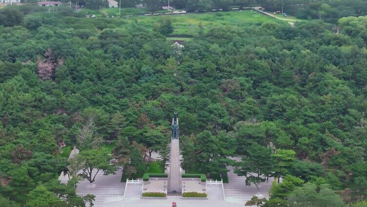 沈阳抗美援朝烈士陵园纪念碑