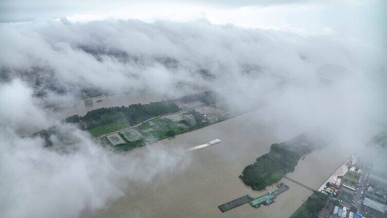 高空云海俯瞰下的琶洲东区和珠江江心岛