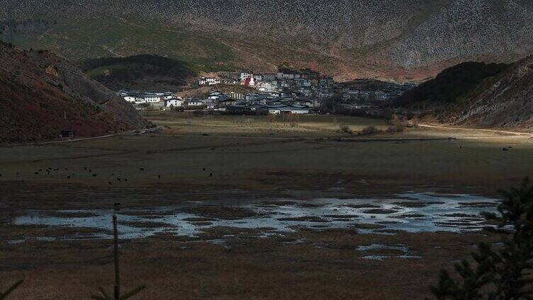 香格里拉松赞林寺全景延时视频