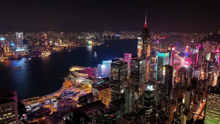 香港市区及维多利亚港夜景鸟瞰图