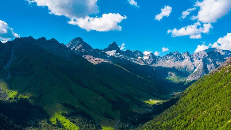 四姑娘山_冰川_日_前移_航拍延时