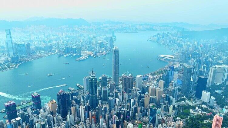 上升环绕香港CBD建筑航拍视频