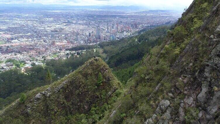 在大山上航拍哥伦比亚风景