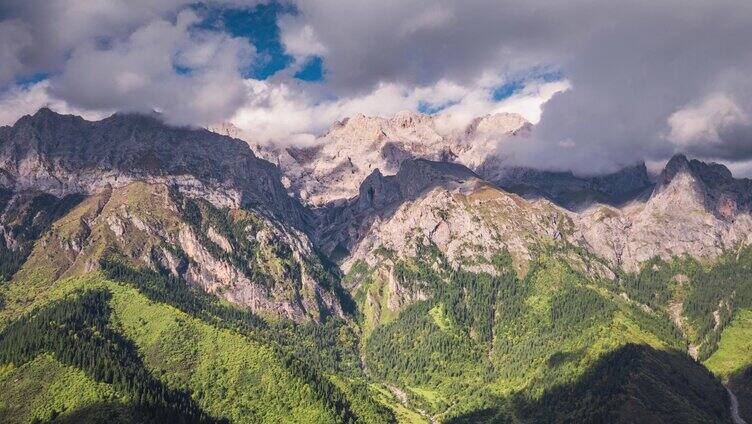 甘南措美峰延时