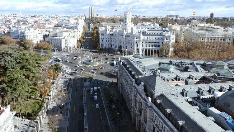 鸟瞰马德里与Calle de Alcala和Cibeles广场，西班牙