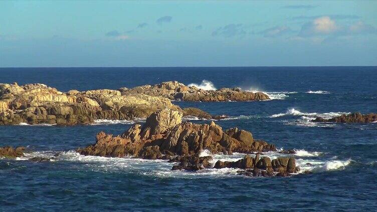 在布拉瓦海岸的西班牙海岸有许多岩石