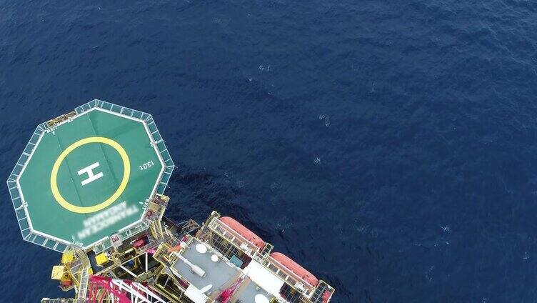 航拍近海石油平台工作接近白天股票视频