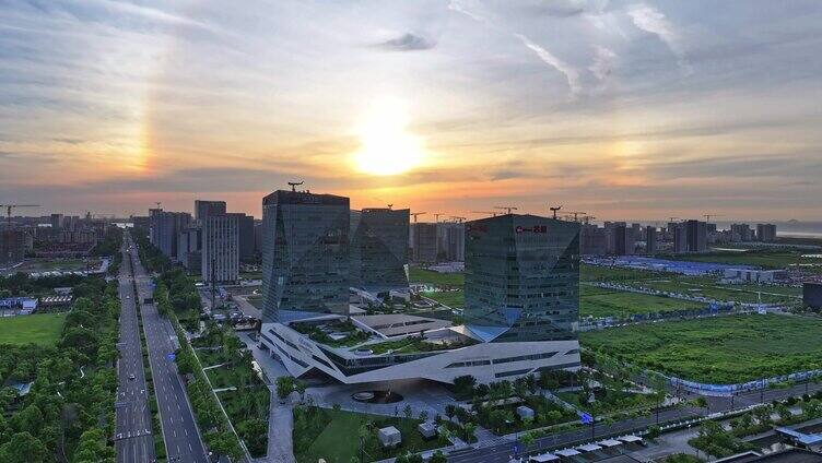 上海临港自贸区 创晶科技中心 芯原大楼