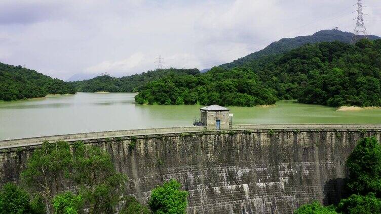 香港金山郊野公园九龙水塘