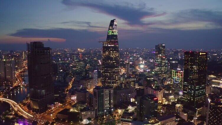 越南胡志明市夜景鸟瞰图