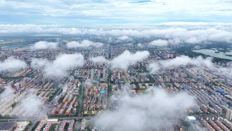 【4K】城市雨后穿云航拍宣传片开头