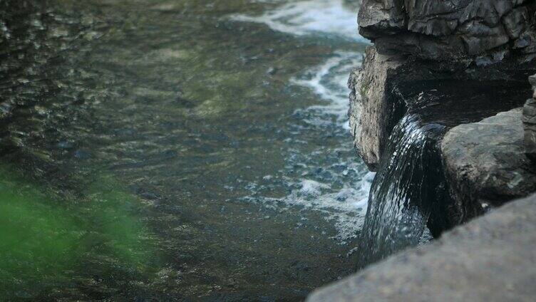 自然小河小溪流水流动
