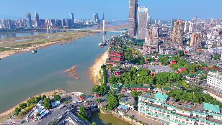 江西南昌滕王阁旅游区航拍东湖区城市风景风