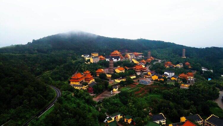 云雾山中的南京牛首山 千年古刹宏觉寺