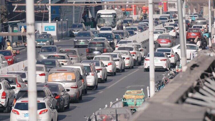 实拍-城市堵车