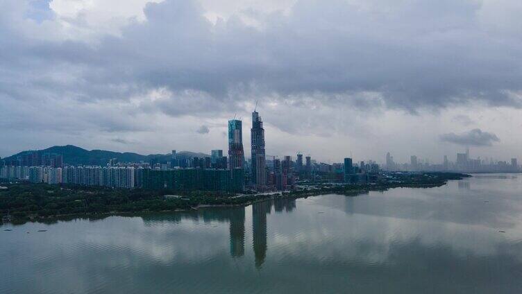 深圳湾超级总部基地下雨前延时航拍4k