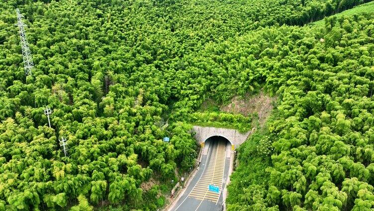 山里隧道 高压线 航拍