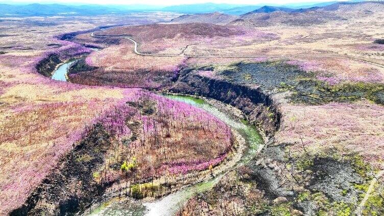 航拍内蒙古毕拉河峡谷火山地貌