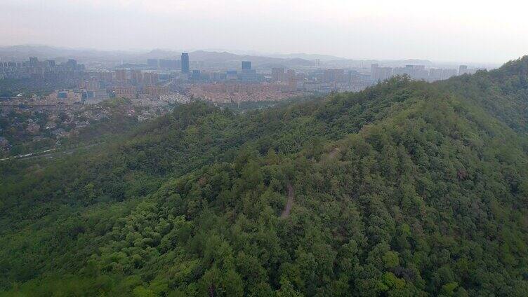 城市 山脉 航拍