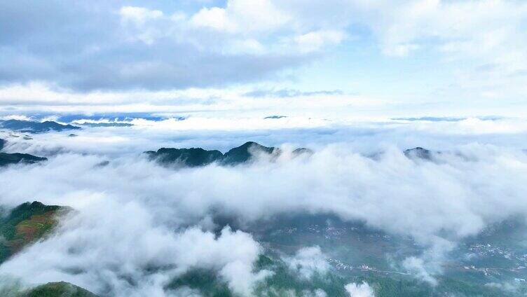 云海山川森林云大山风景云海云雾山水风光山