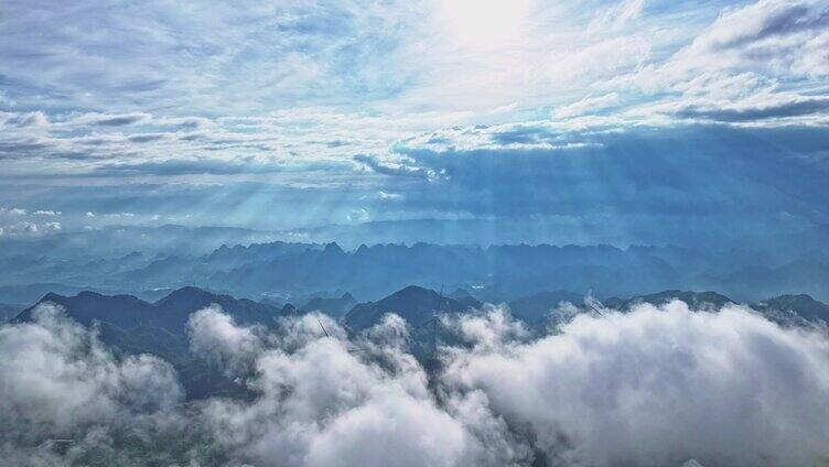 实拍日出云海山峰延时丁达尔效应大好河山