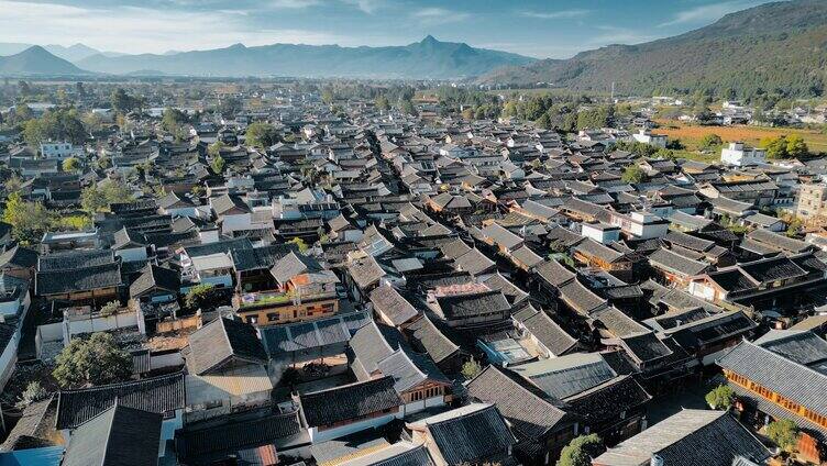 云南旅游丽江白沙古镇全景